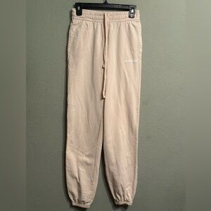 TALENTLESS 
women’s Cream Jogger Pants